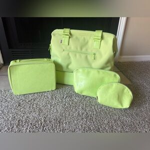 BÉIS Mini Weekender, Cosmetic Case, and Cosmetic Pouch Set in Citron.